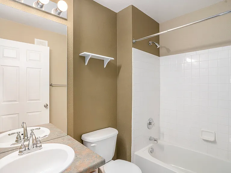 1461 S Danube Way — Photo 18