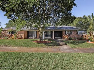 3932 Raintree Rd, Jacksonville, FL 32277