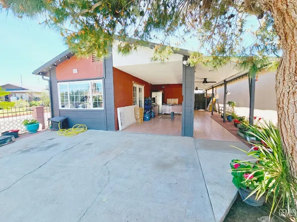 1212 Alila Ave, Delano, CA 93215