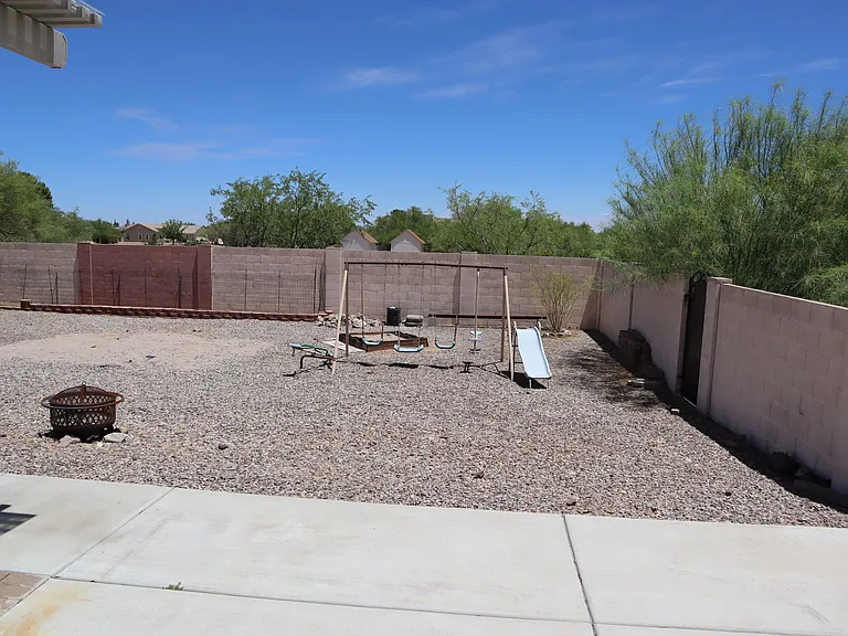 3159 E Choctaw Dr — Photo 31