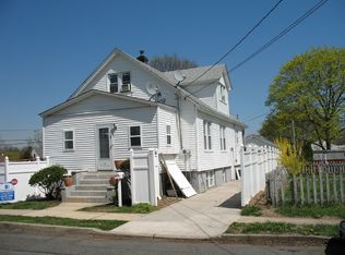 69 Roseland Pl, North Brunswick, NJ 08902