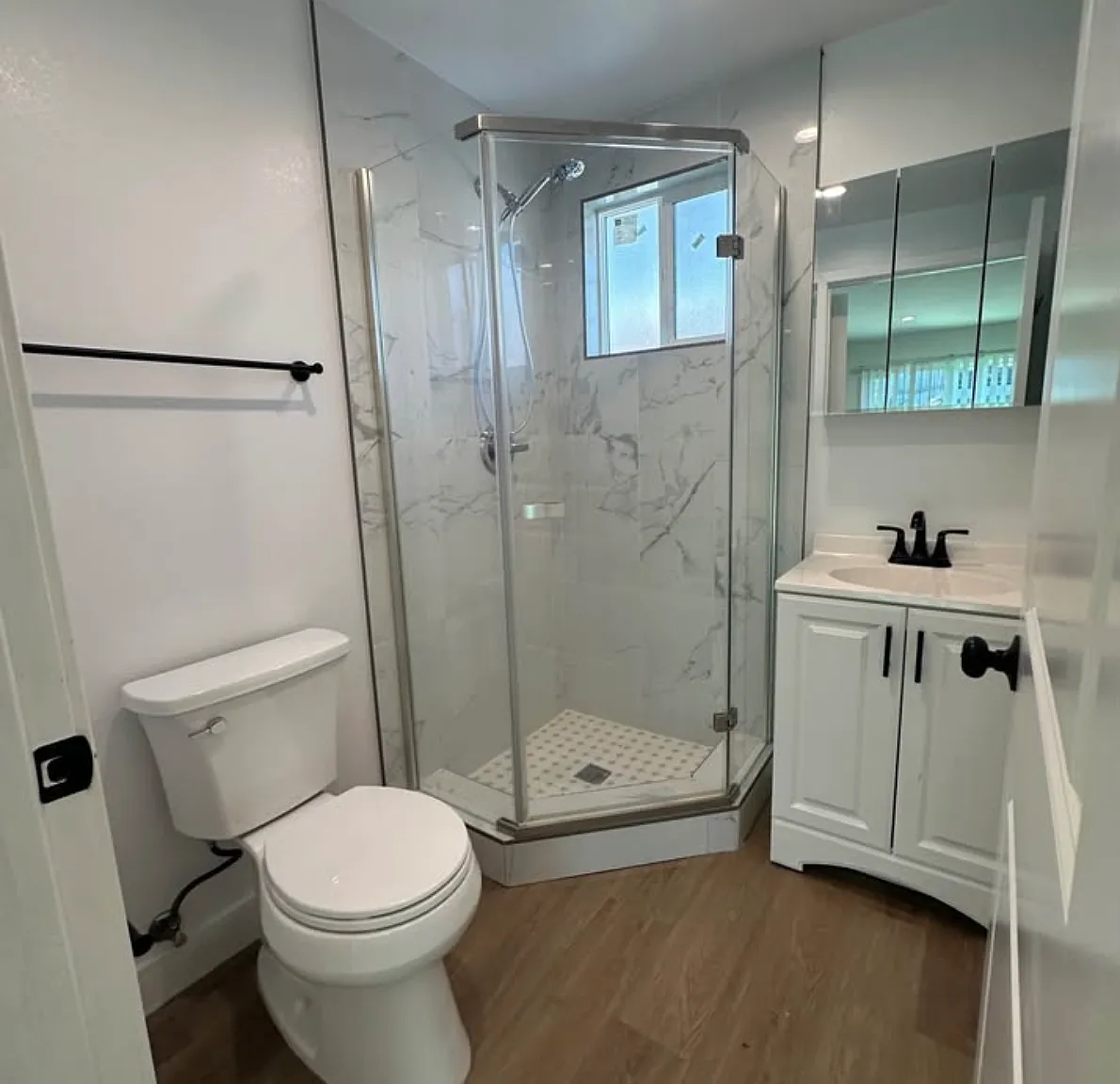 2 bed, 750 sqft, $2,800 — Photo 3