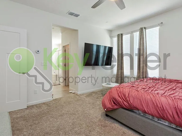 1057 Provence Village Dr — Photo 17