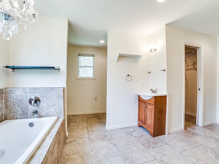 1149 Garraty Rd — Photo 22