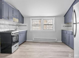 211 N 13th St Floor 3, Newark, NJ 07107