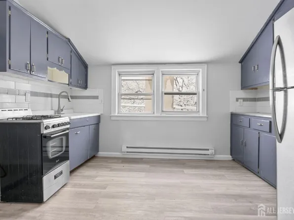211 N 13th St, Newark, NJ