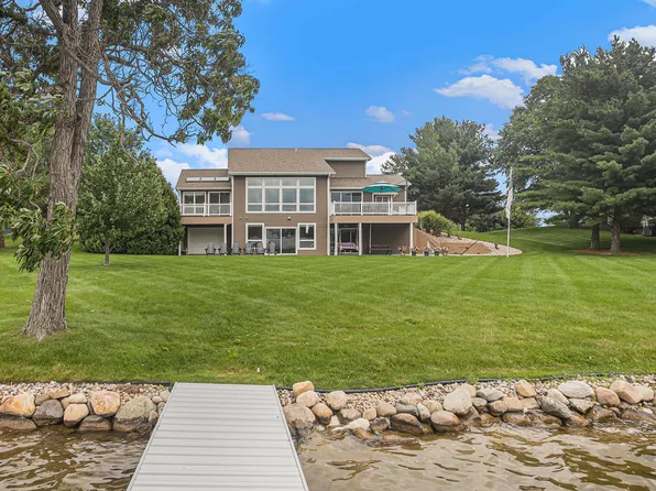 25287 Island View Ln, Sturgis, MI 49091