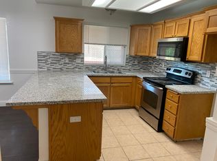 5323 W Garland Ave, Fresno, CA 93722