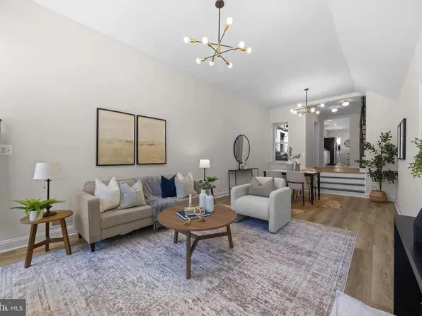 927 S Hanover St, Baltimore, MD 21230