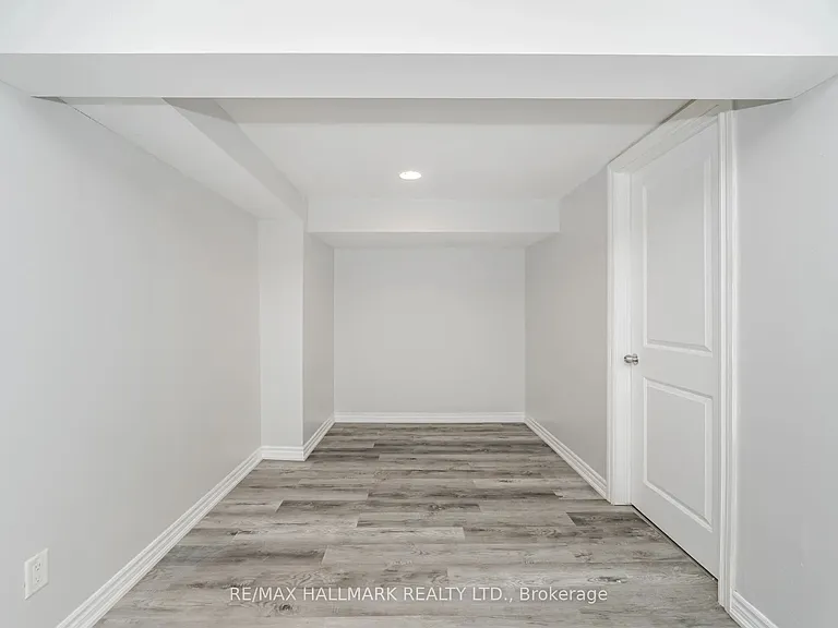 88 Bernick Dr — Photo 9
