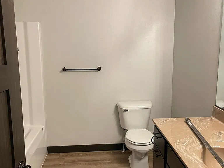 220 & 222 Independence Dr — Photo 5