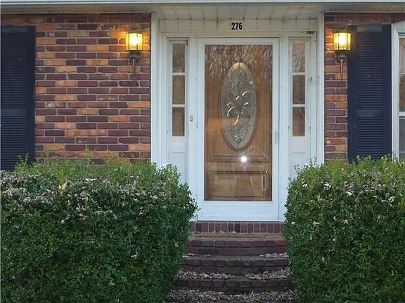 Home for Sale in Hendersonville, Tennessee $399,900