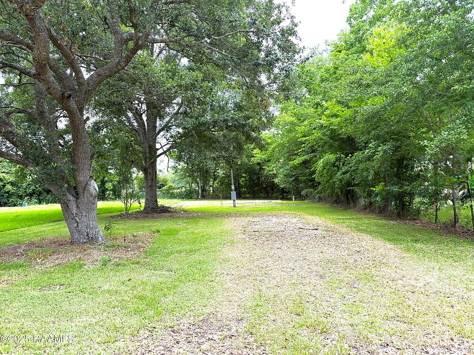 1st image of 601 Exey Dr