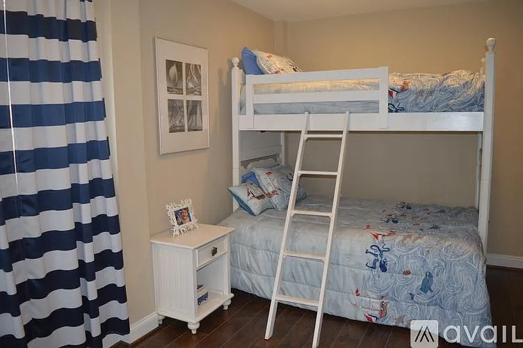 923 Searidge Ln — Photo 18