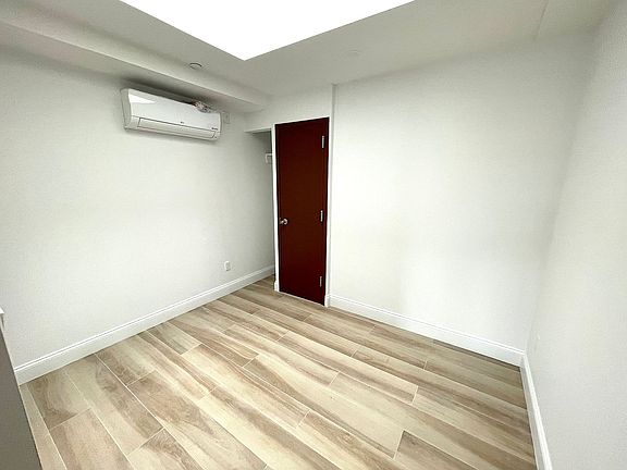 3rd image of 27-15 27th St #7F
