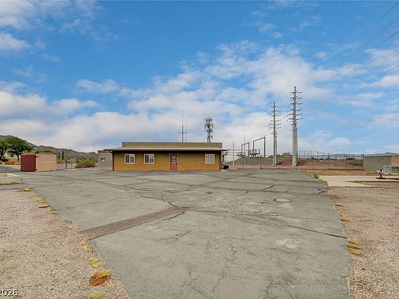 5th image of 1005 Industrial Rd