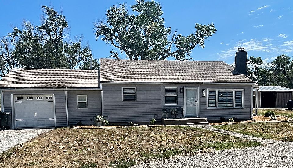 1st image of 938 Cloverdale Dr