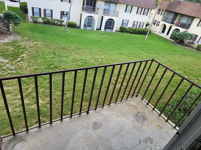 7347 El Barco Rd #6 — Photo 27