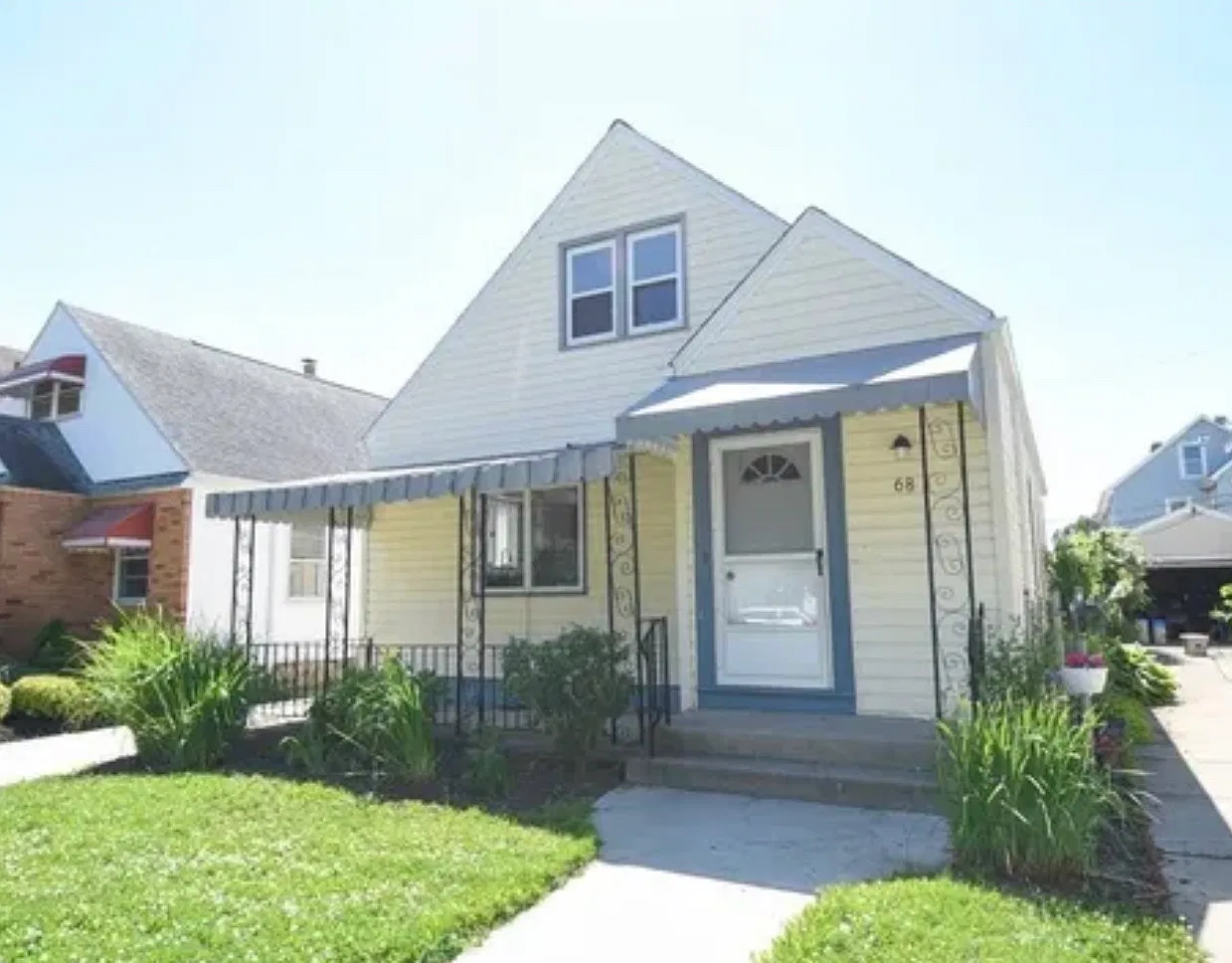3 bed, 1540 sqft, $2,500 — Photo 1
