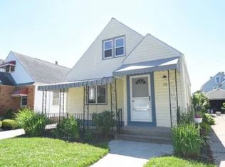 68 Groveland St, Buffalo, NY 14214
