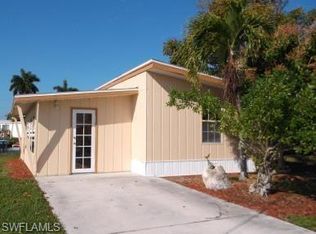 3859 Cruz Dr, Saint James City, FL 33956