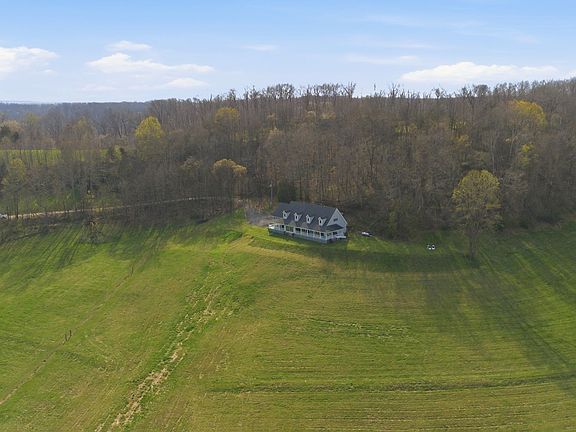 2nd image of 391 Keg Springs Rd