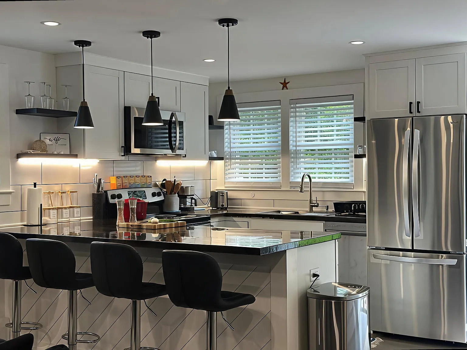 226 Cotuit Rd — Photo 2