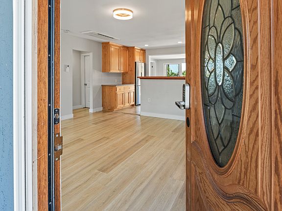 5th image of 4568 Cochise Way