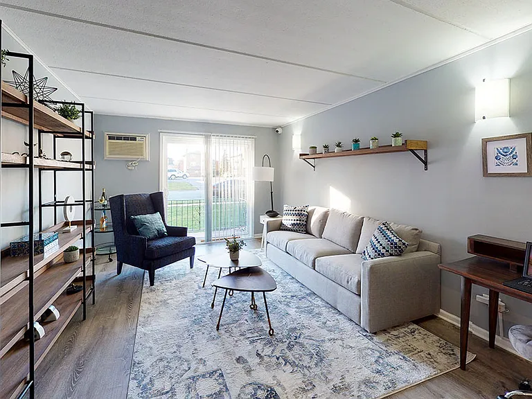 Oak Lawn Blu — Photo 8