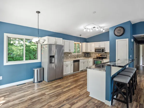 4836 Tuxedo Blvd, Mound, MN 55364