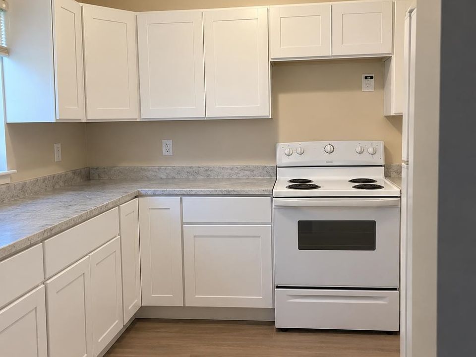2nd image of 2942 N 6th St