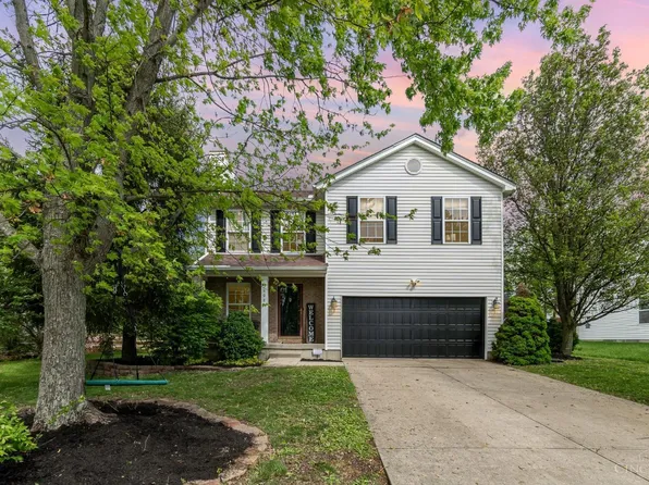 3898 Pebble Creek Ln, Amelia, OH 45102