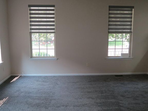 4th image of 77 Creekwood Dr