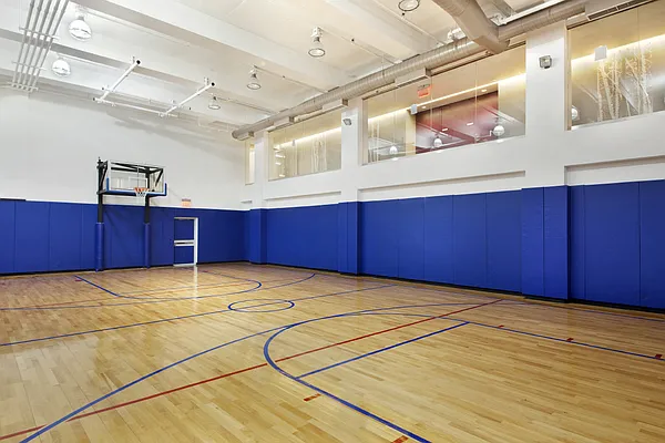 Rented by New York Casas Ltd. | media 4