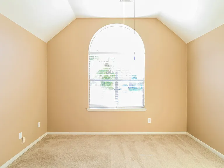 21502 Broadstone Dr — Photo 8