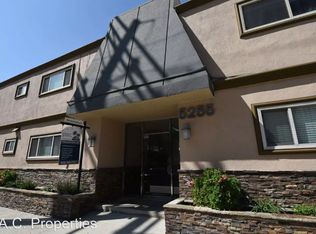 5255 Blakeslee Ave, North Hollywood, CA 91601