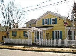 4 Corwin St, Cazenovia, NY 13035