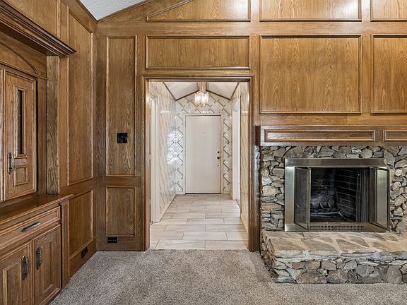 5th image of 6017 Timber Creek Ln