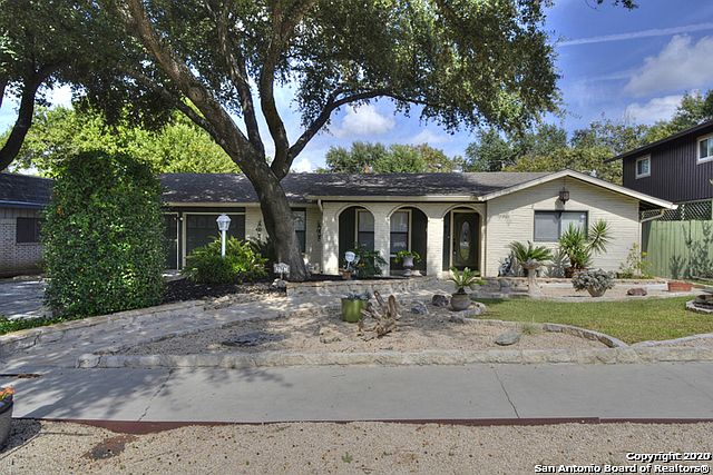 1st image of 5547 Merkens Dr