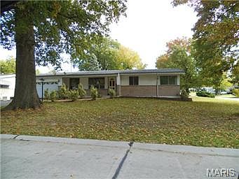 2nd image of 10820 Landseer Dr