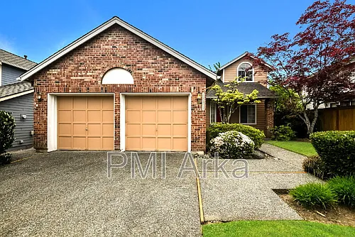 24809 SE 37th Pl Photo 1