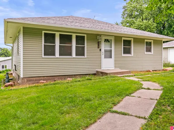 610 E 2nd St, Weston, NE 68070
