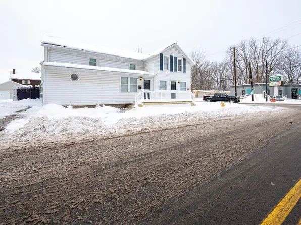 1242 Oliver St, North Tonawanda, NY 14120