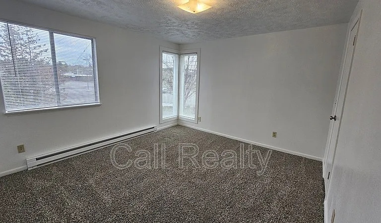 2815 E 27th Ave — Photo 12