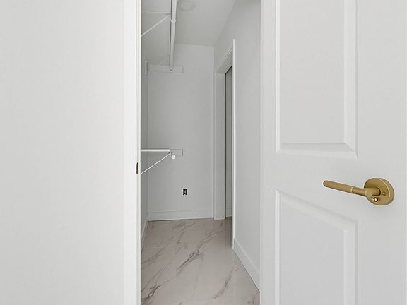 5th image of 4625 Wendell St #1