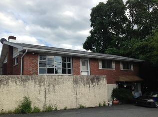 218 E Harrison St #2, Emmaus, PA 18049