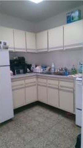 2nd image of CR3 Calle 11b