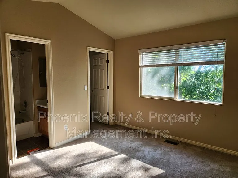 1209 Warrior Way — Photo 8