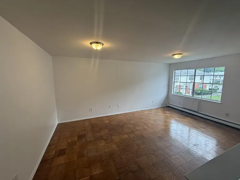 41 Rome Ave — Photo 2