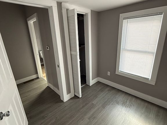 4th image of 1106 Hamilton St